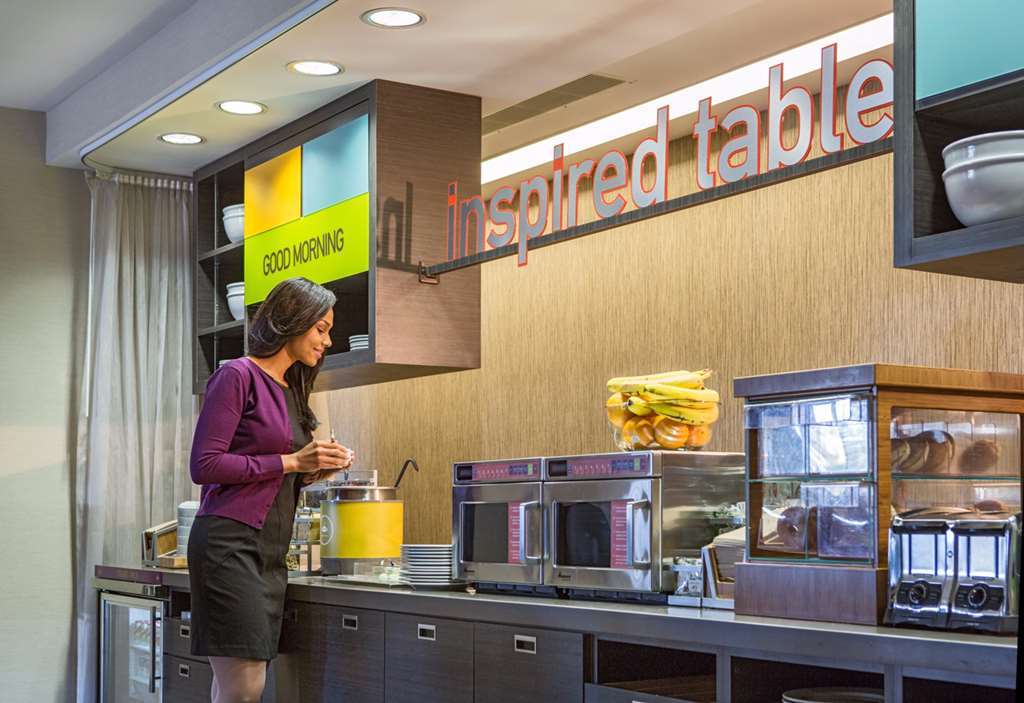 Home2 Suites By Hilton Bowling Green Restoran fotoğraf